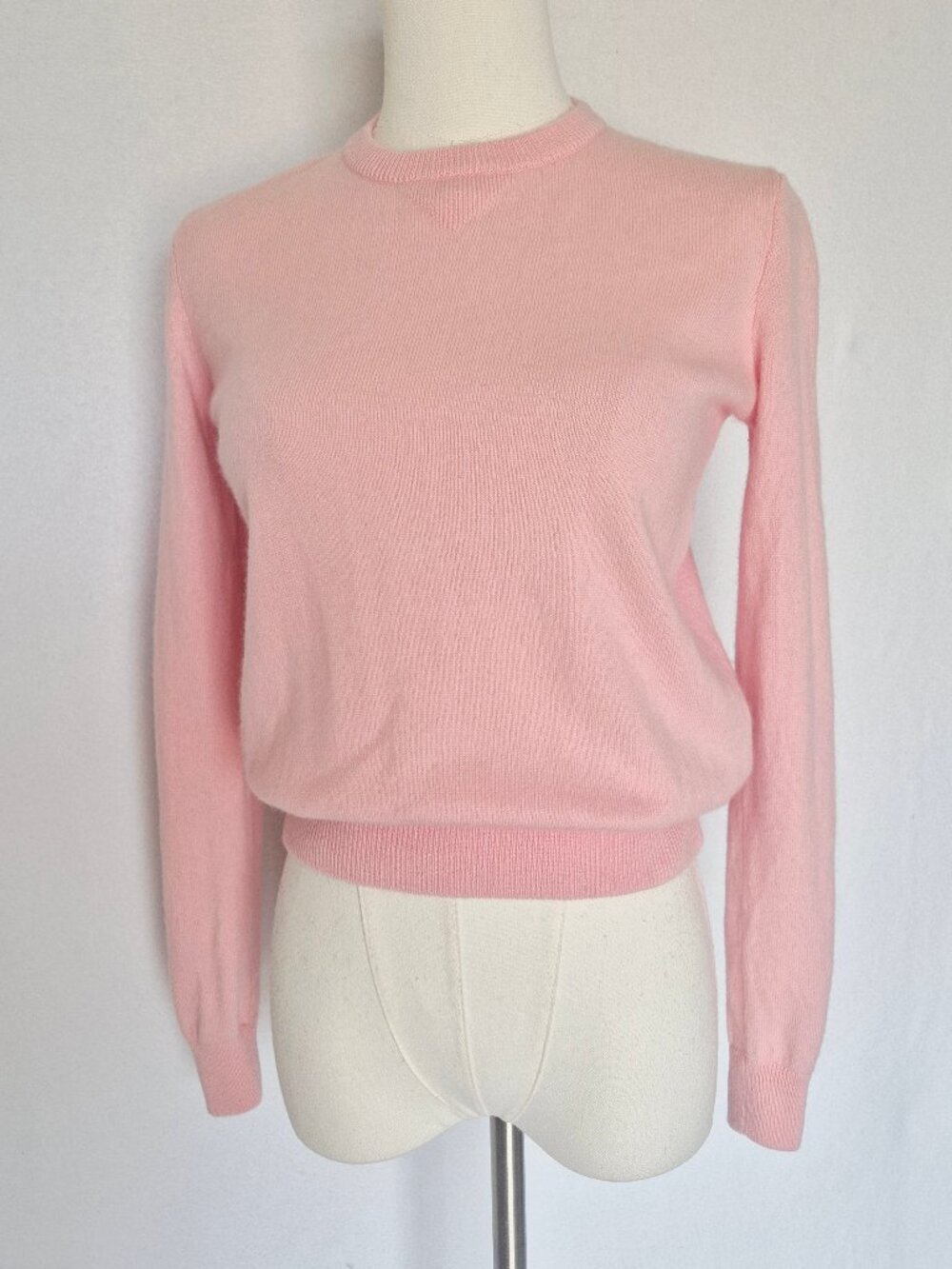 Vintage Ralph Lauren Golf 100% Cashmere Crew Neck Sweater Cuff-Hem Pink